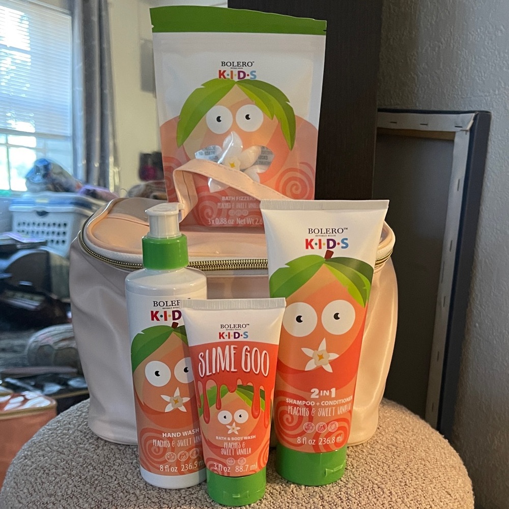 Kids Peach Bath Set